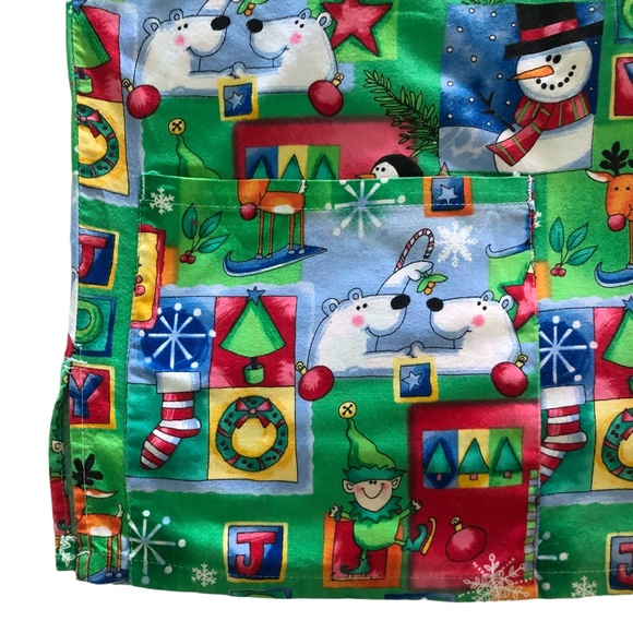 Comfy Cotton Scrubs Holiday Christmas Scrub Top S - Picture 2 of 5